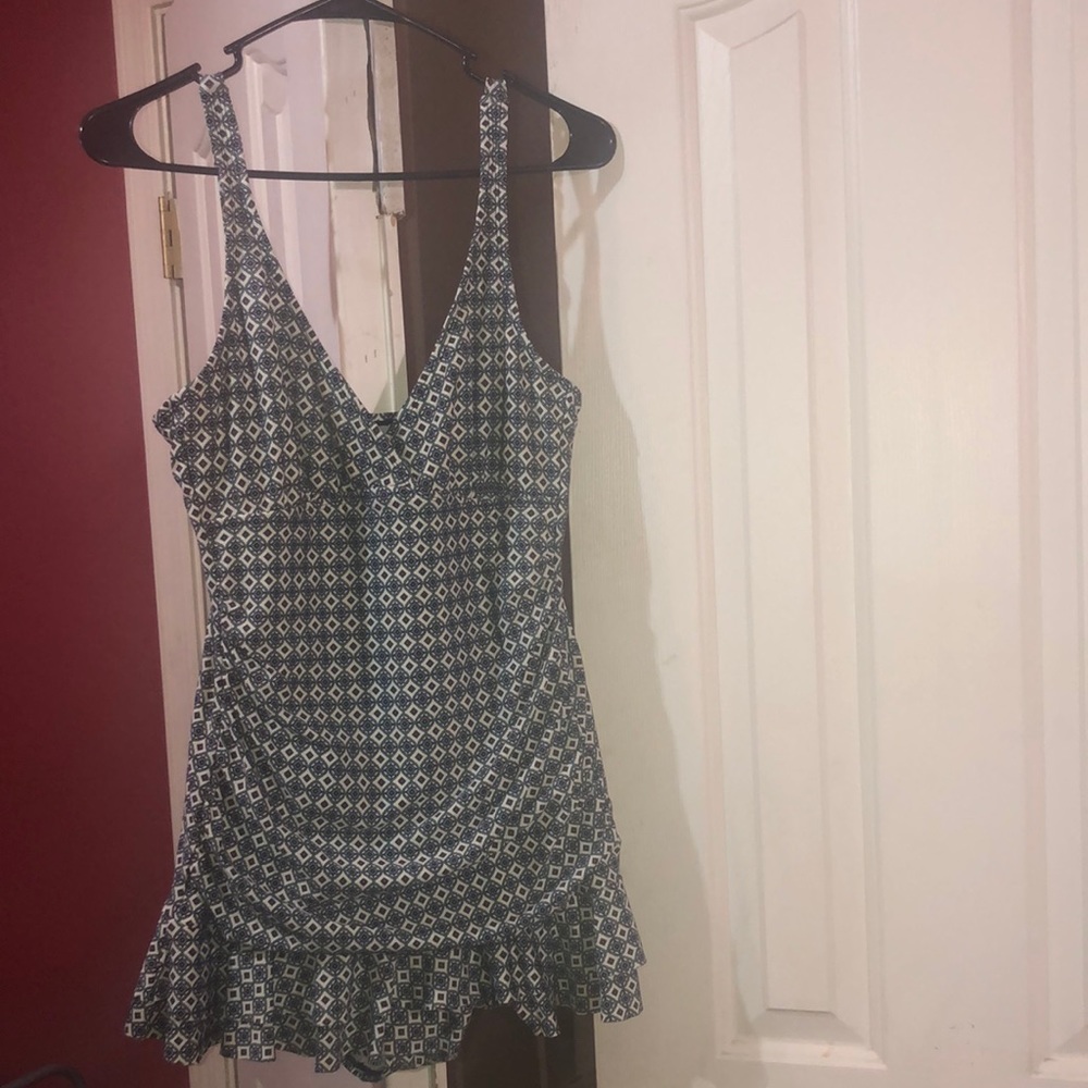 Apt 9. Geometric style Swim dress